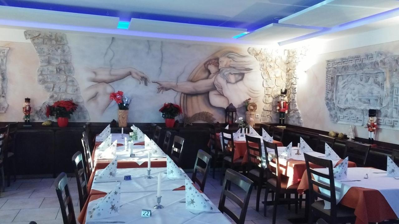 Hotel-Restaurant Zum Baeumle Зюссен Экстерьер фото